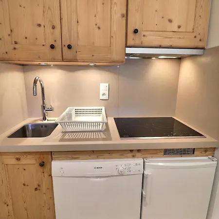 Erines - Confortable 3 Pieces Avec Cheminee Et Wifi Gratuit Mae-7440 *