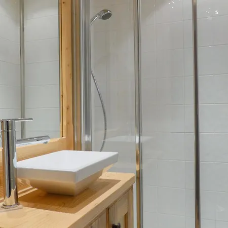Erines - Confortable 3 Pieces Avec Cheminee Et Wifi Gratuit Mae-7440